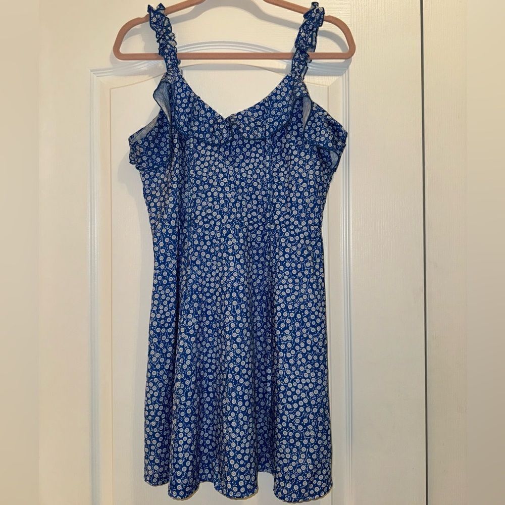 DITSY FLORAL SUN DRESS 💙 - Picture 1 of 6